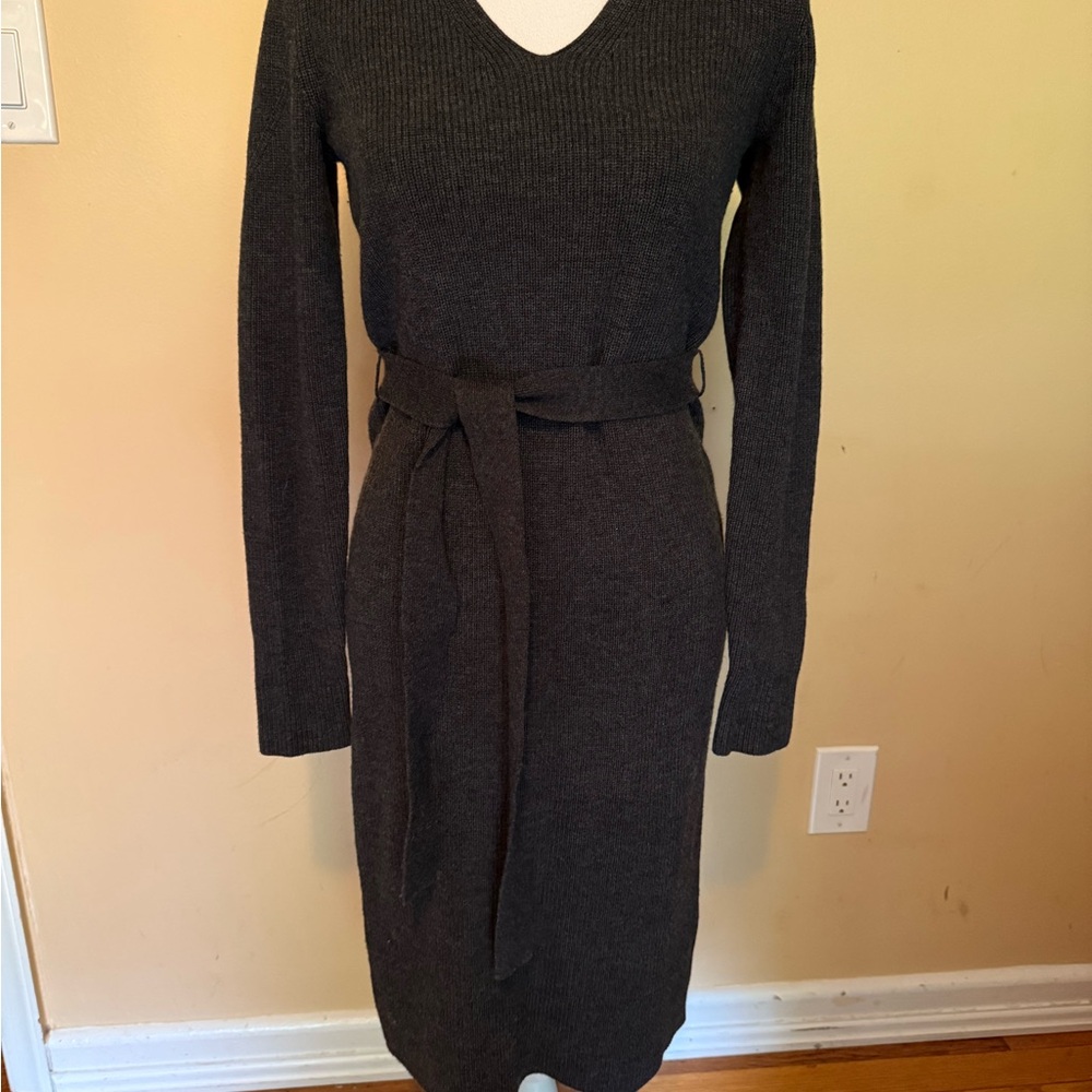 Elegant Gray Banana Republic Sweater Dress XS EUC